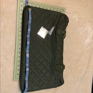 Quilted weekender overnight bag